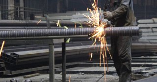 Цена на сварные работы в Котлас - расчет стоимости сварных работ цена от 1243 руб.