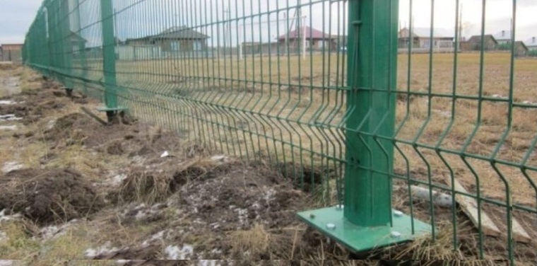 Купить сваи для ограждения от производителя в Котласе от 1398 руб: низкая цена, быстрая установка